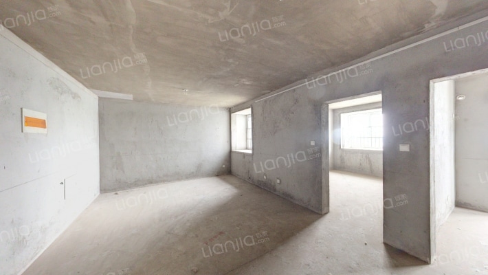 瑞峰嘉苑二手房实景图