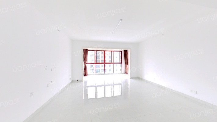 克拉美丽山庄二手房实景图