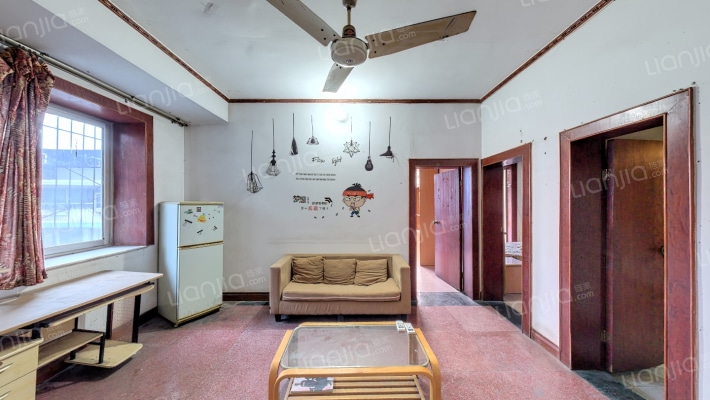 鲤鱼池三村二手房实景图