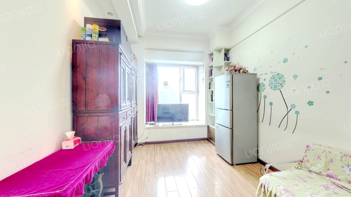 世纪皇冠二手房实景图