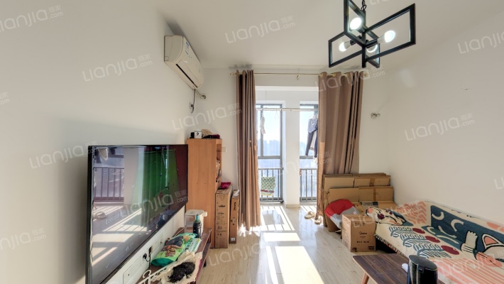 荣盛花语馨苑二手房实景图