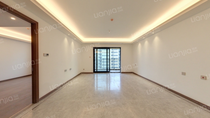 万科公园大道二手房实景图