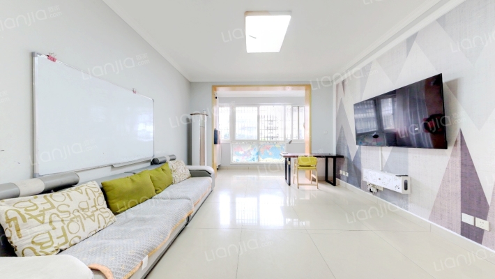 康桥水乡B区二手房实景图