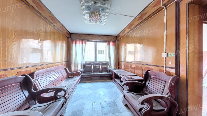 宝山南路165号院二手房实景图