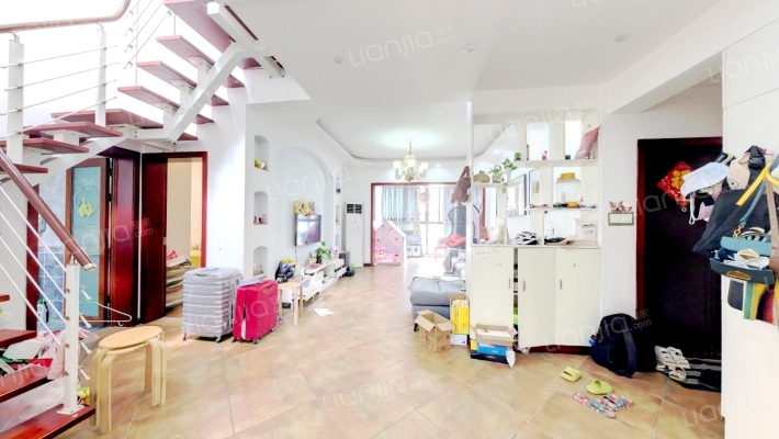 东润风景A区二手房实景图