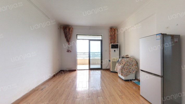 南国明珠四期二手房实景图