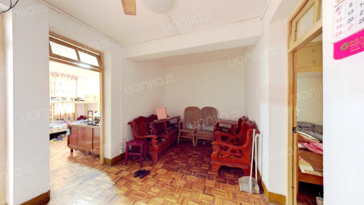 东街外贸宿舍二手房实景图