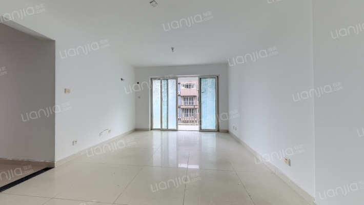 峰景湾二手房实景图