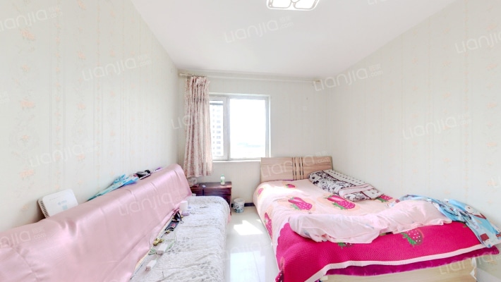 龙腾碧玉湾二手房实景图