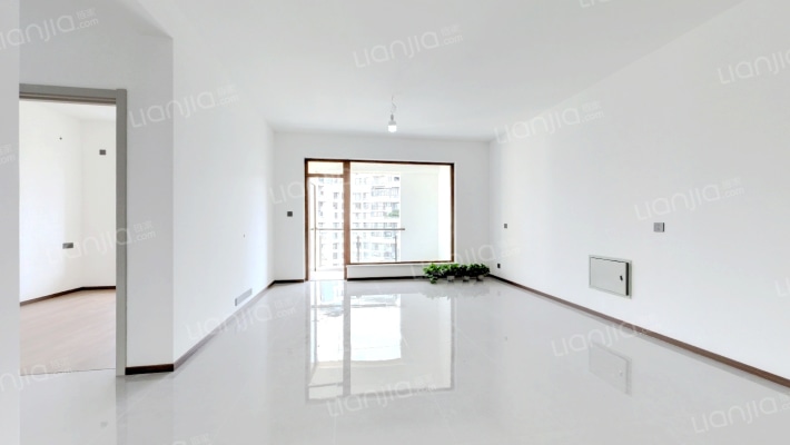 麓山国际茵特拉肯A二手房实景图