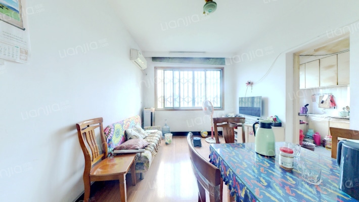 目澜新村二手房实景图