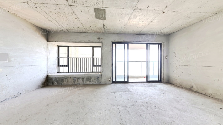 中洲半岛城邦四期二手房实景图