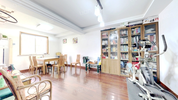 东沁苑二手房实景图