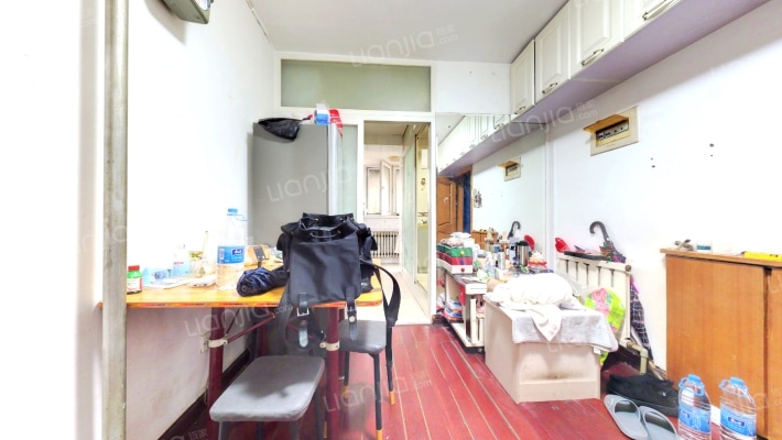 红粉路27-29二手房实景图