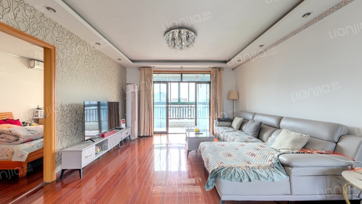 莱茵东郡二手房实景图