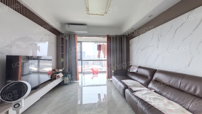 悦里二手房实景图