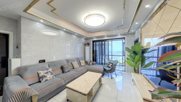 里约荟二手房实景图