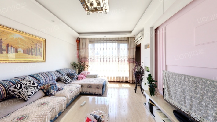 龙畔金泉四期二手房实景图