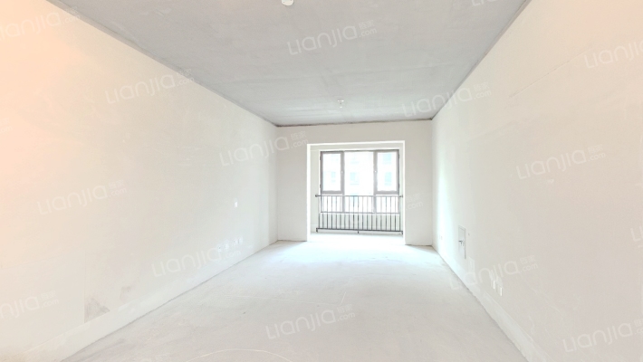 隆基泰和紫樾宸府二手房实景图