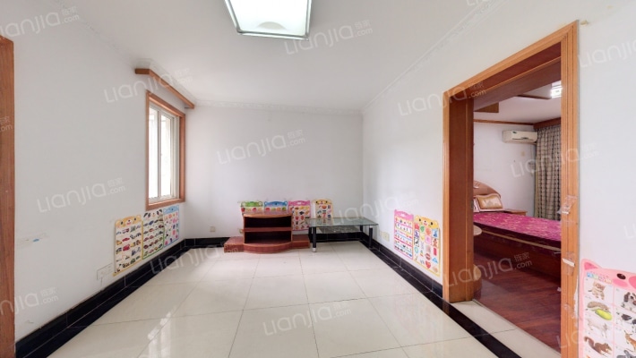 康华新村二手房实景图