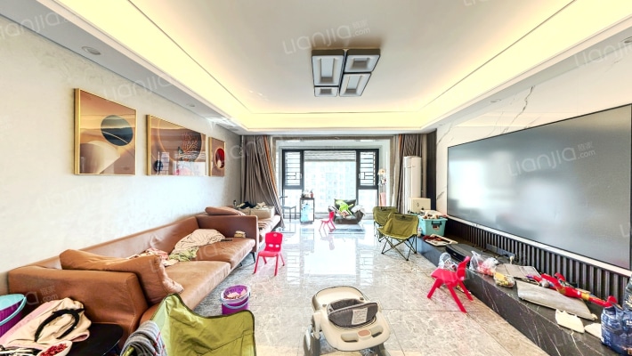 金地铂悦二手房实景图