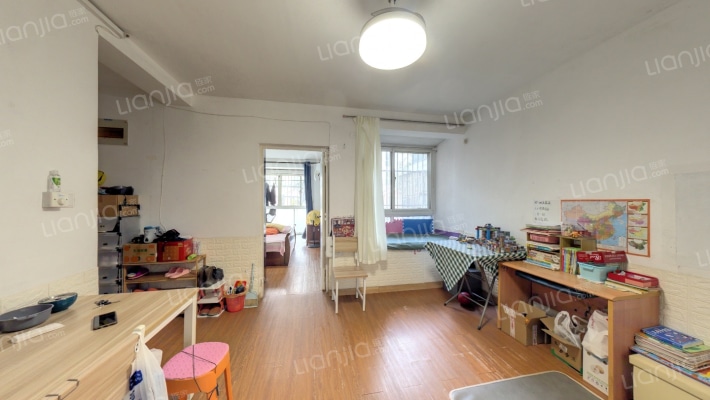 贵峰苑二手房实景图