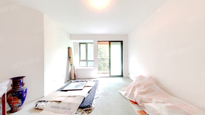 东骏湖景湾二手房实景图