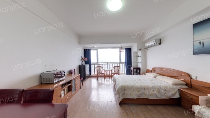 我家山水彩虹苑二手房实景图