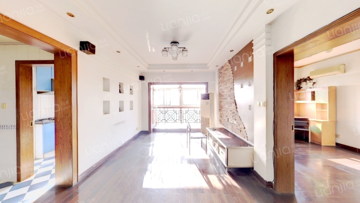 达美广场二手房实景图