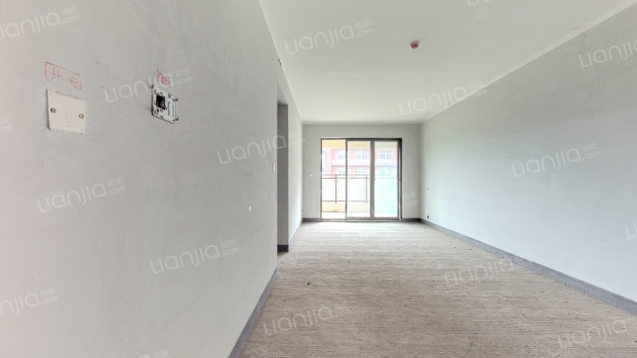 水岸公园二手房实景图