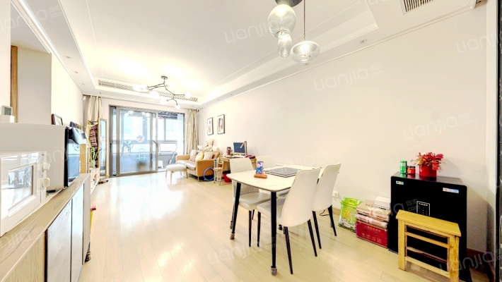 前滩东方逸品二手房实景图