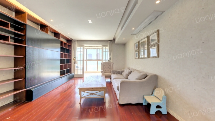 常发豪庭国际二手房实景图