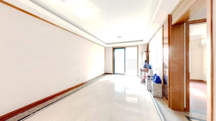 中海玄武公馆A区二手房实景图