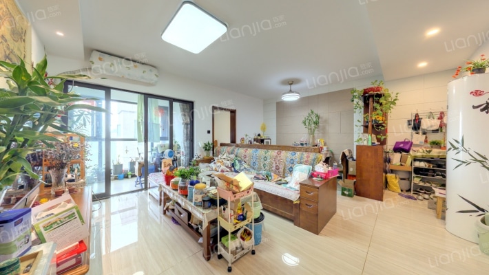 滨江琉森二手房实景图