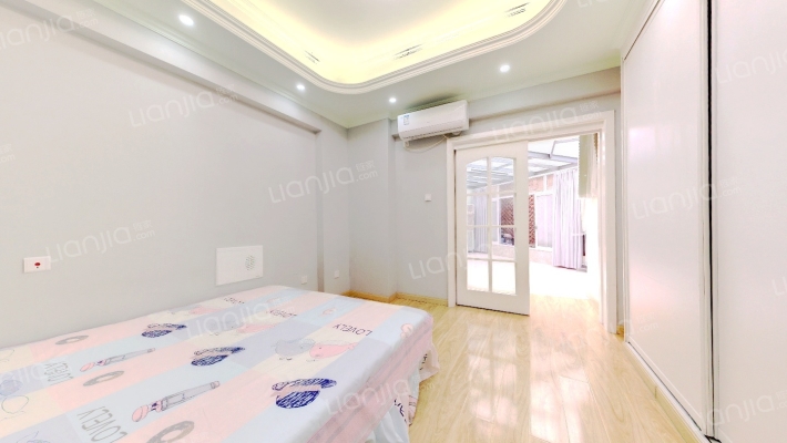 麓山国际SOLO公寓二手房实景图