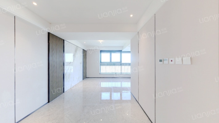 海景文苑东区二手房实景图