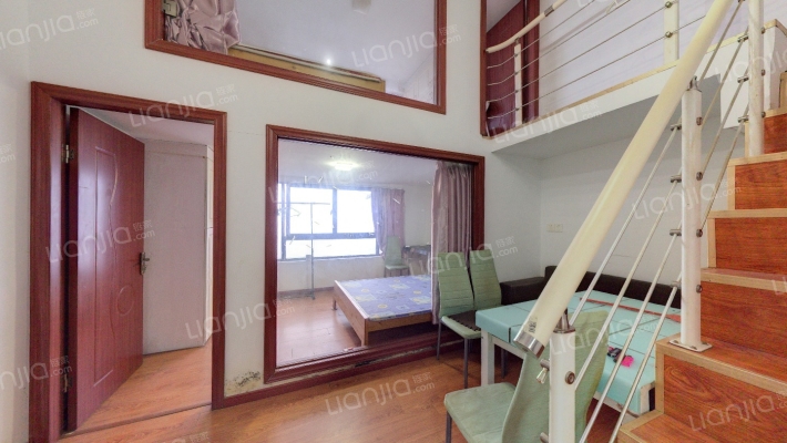 元成时代中心二手房实景图