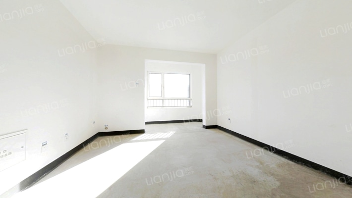 东岸名郡一期二手房实景图