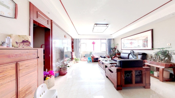 河泰优山美郡二手房实景图