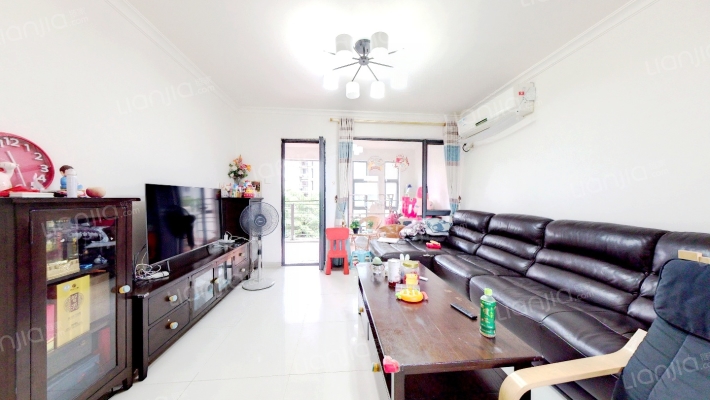 万科四季花城悦山美筑二手房实景图