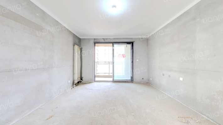 盛世卧龙城北院二手房实景图