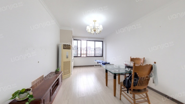 绿地广场二手房实景图