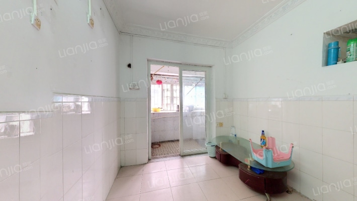 麦迪新村二手房实景图