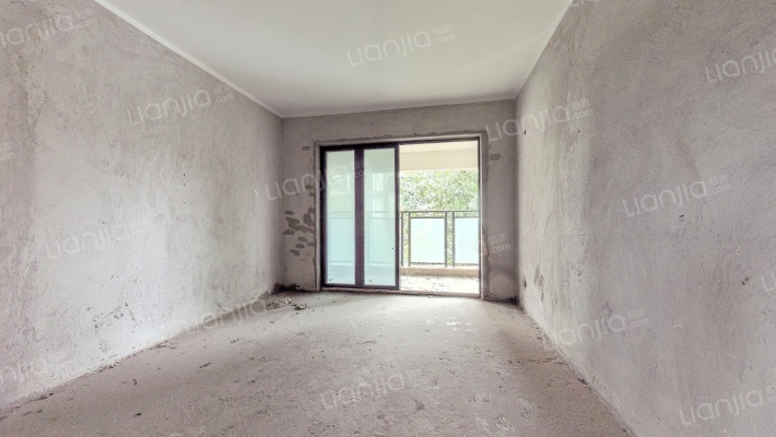 逸丰华庭二手房实景图