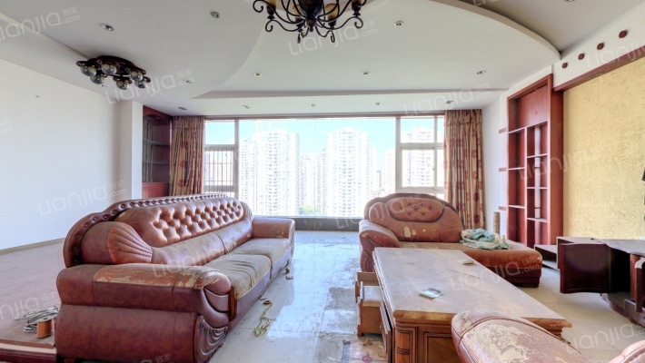 西郊支路20号二手房实景图