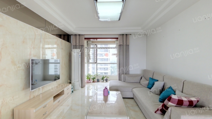 安联青年城二手房实景图