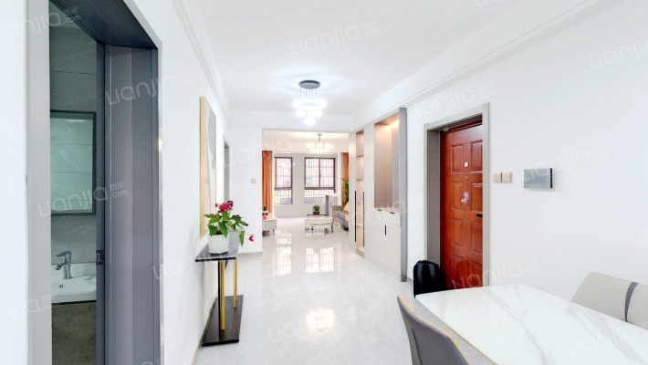 文一名门皇马D区二手房实景图