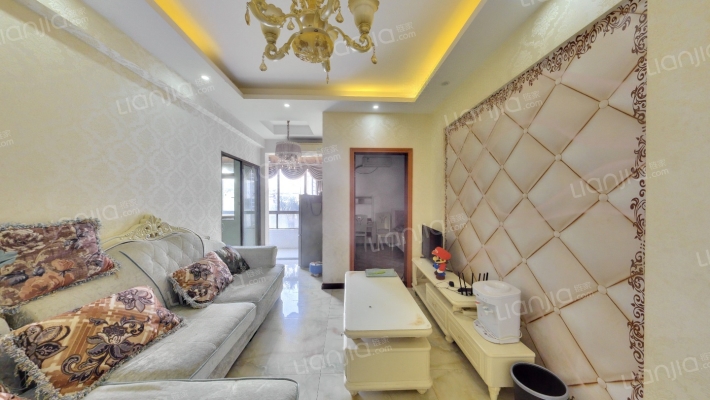 华宇金沙时代南苑二手房实景图