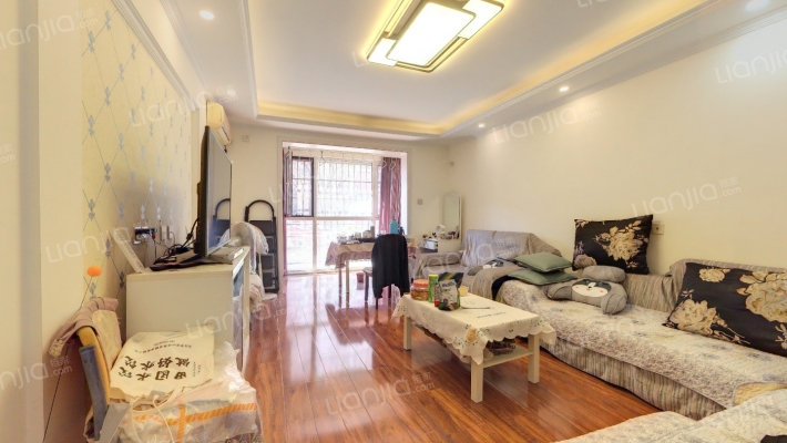 世界名园D区二手房实景图