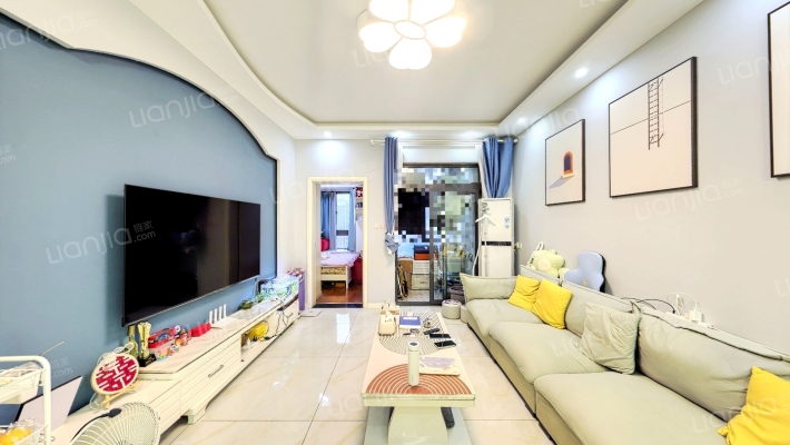 新起点二手房实景图